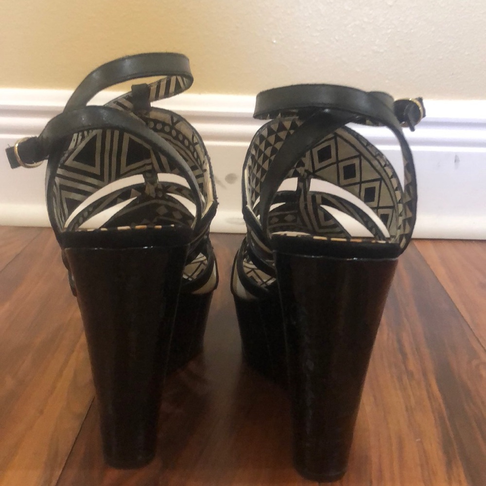 Wedge Sandal - Picture 3 of 3